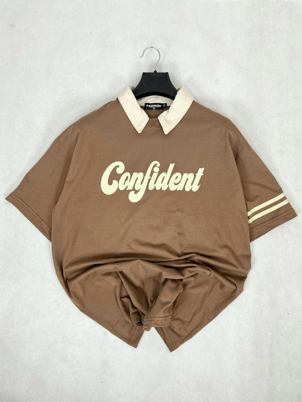 تیشرت یقه دار Confident