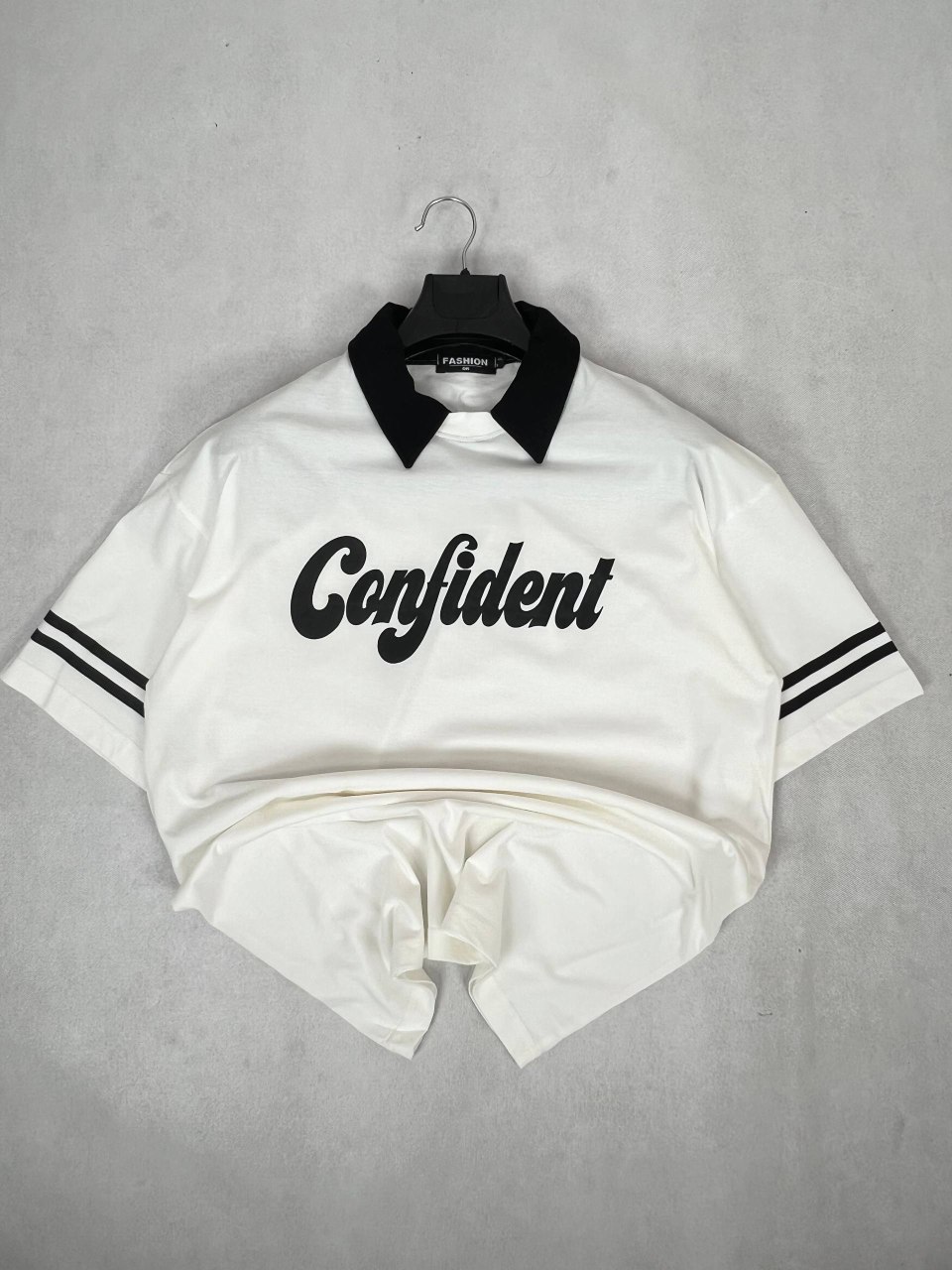 تیشرت یقه دار Confident