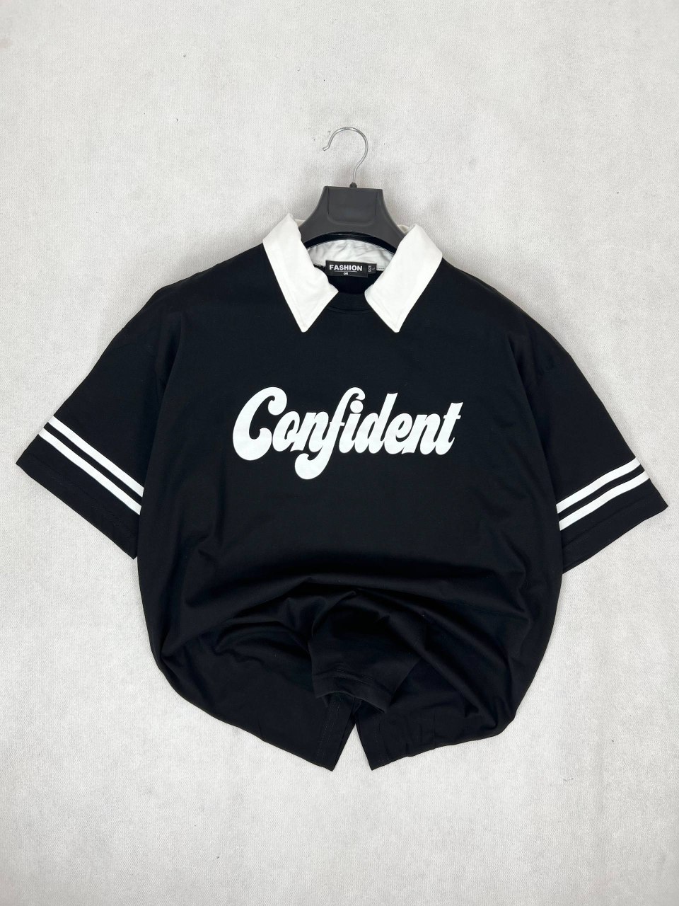 تیشرت یقه دار Confident