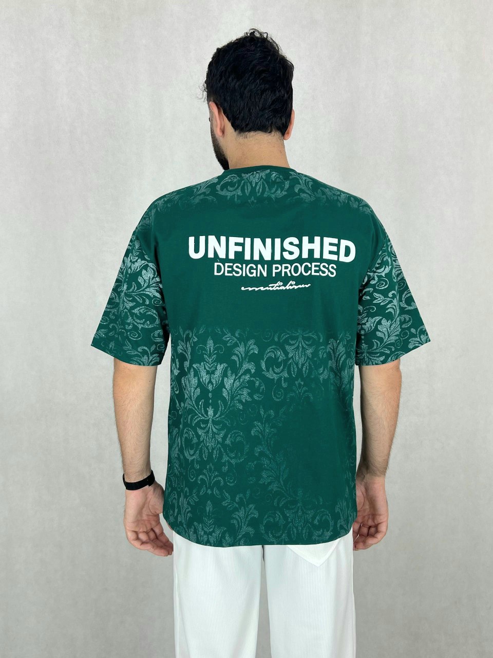 تیشرت UNFINISHED