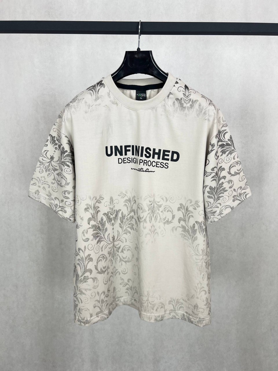 تیشرت UNFINISHED