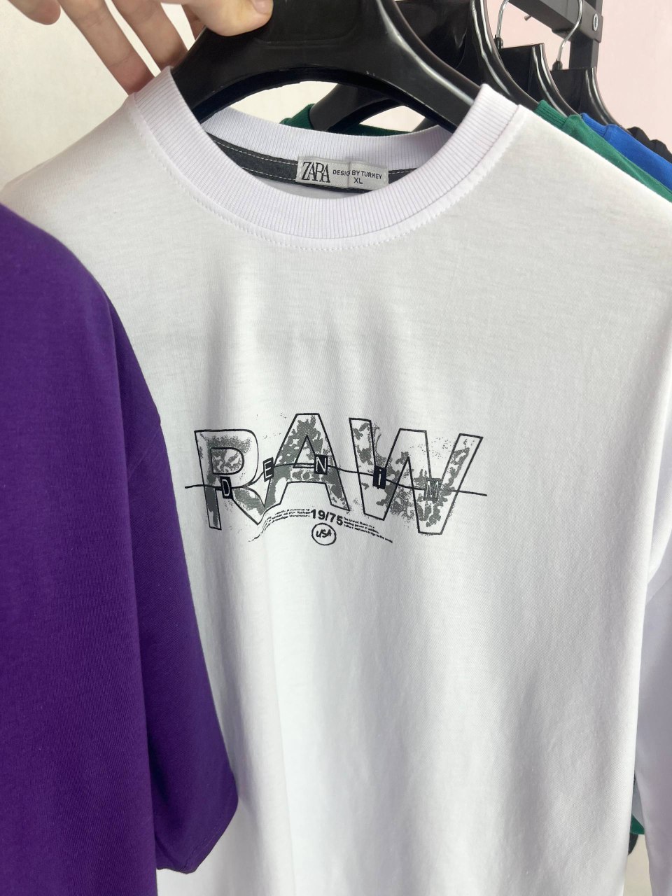 تیشرت RAW